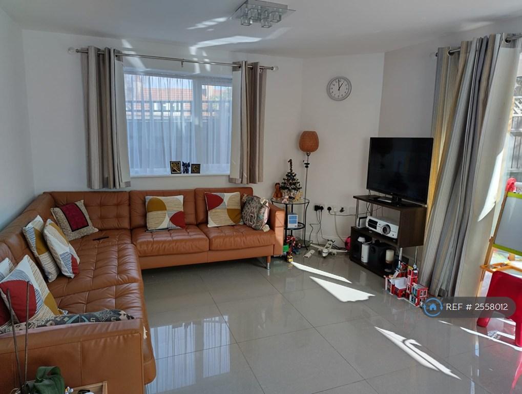 Sitting Room Image 4