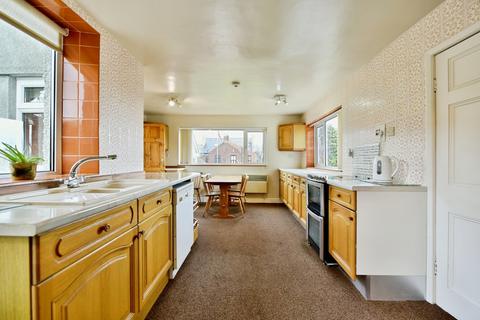 4 bedroom detached house for sale, Vicar Lane, Sheffield, South Yorkshire, S13
