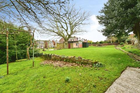 4 bedroom detached house for sale, Vicar Lane, Sheffield, South Yorkshire, S13
