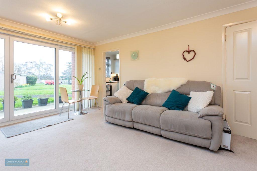 Sitting/Dining Room