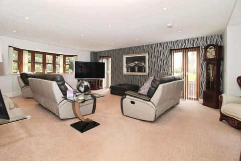undefined, Oakleaf Gardens, Pelsall, WS3 4AT