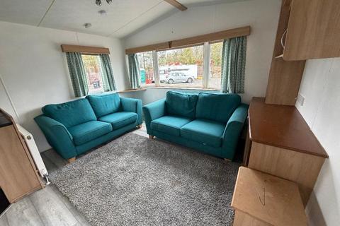 undefined, Coopers Green Lane, Hatfield AL10