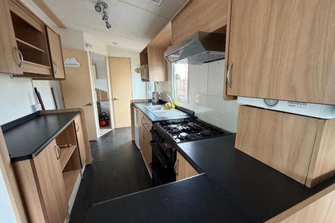 undefined, Coopers Green Lane, Hatfield AL10
