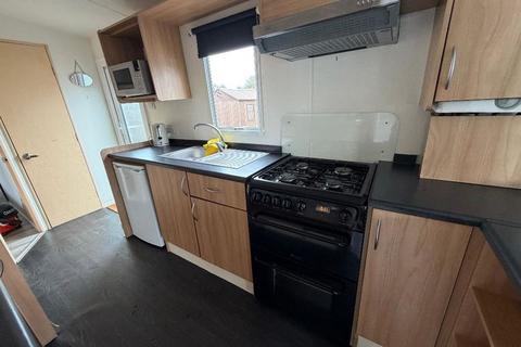 undefined, Coopers Green Lane, Hatfield AL10