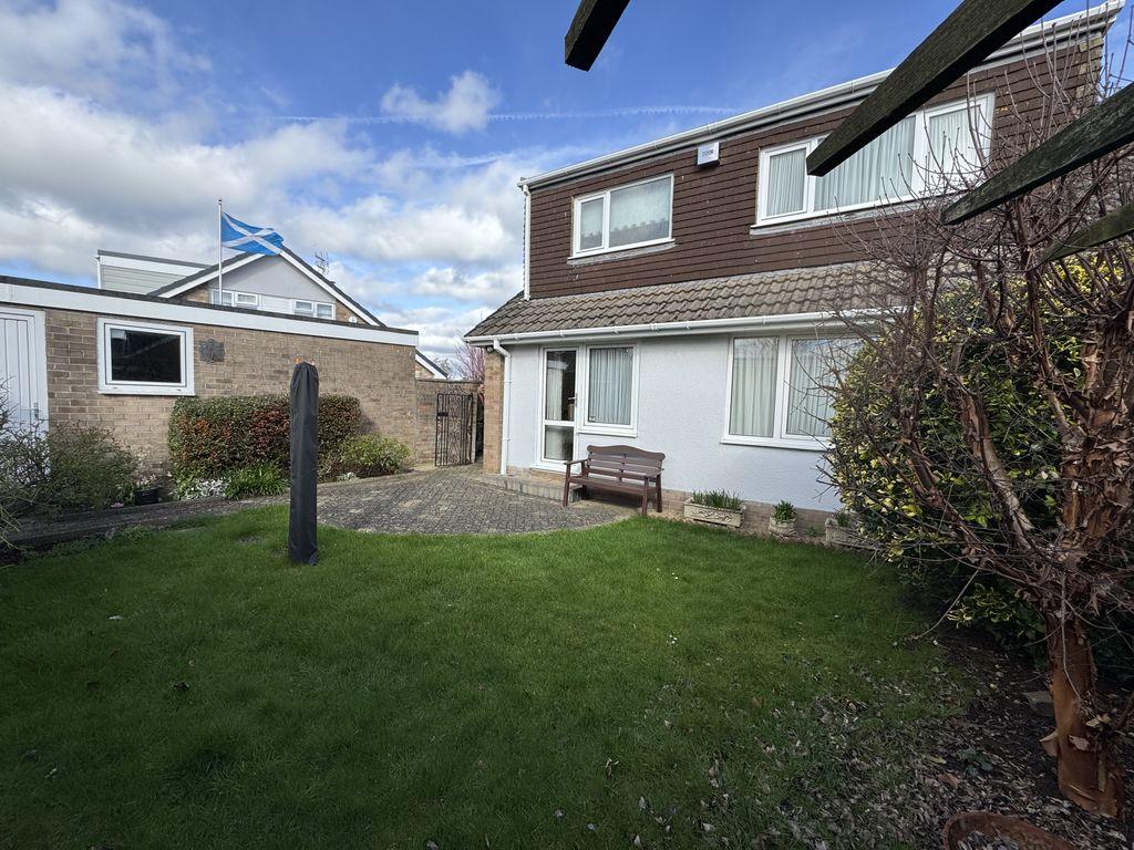 Rear towards garage