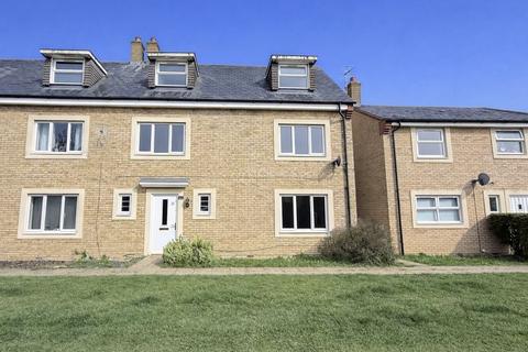 undefined, Fawnlea, Cambourne