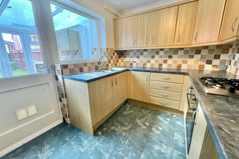 3 bedroom semi-detached house for sale, Walkwood Avenue, Littledown