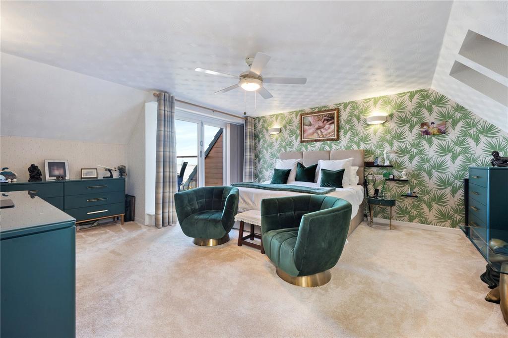 Principal Bedroom