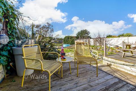 5 bedroom chalet for sale, The Parade, Greatstone, Kent