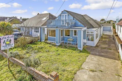 5 bedroom chalet for sale, The Parade, Greatstone, Kent