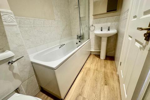 2 bedroom terraced house for sale, Shortcroft Court, Barton le clay, MK45 4FB