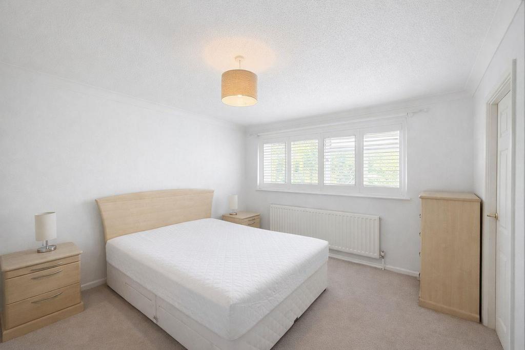 Room 2 En-suite