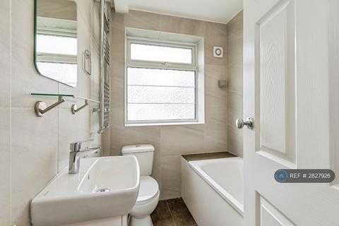 1 bedroom flat to rent, Beech Lawns, London, N12