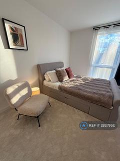 undefined, Maher Court, London, E14