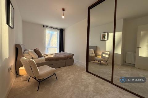 undefined, Maher Court, London, E14