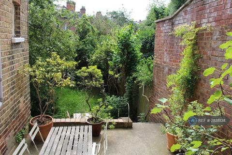 undefined, Northwood Road, London, N6