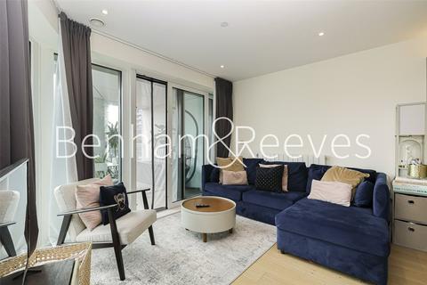 undefined, Duke of Wellington Avenue, London SE18