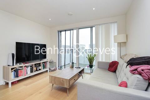 1 bedroom apartment to rent, Peartree Way, London SE10