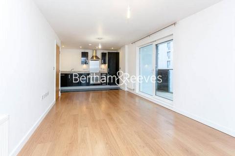 2 bedroom apartment to rent, Barge Walk, London SE10