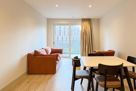 2 bedroom flat to rent, Aerodrome Road