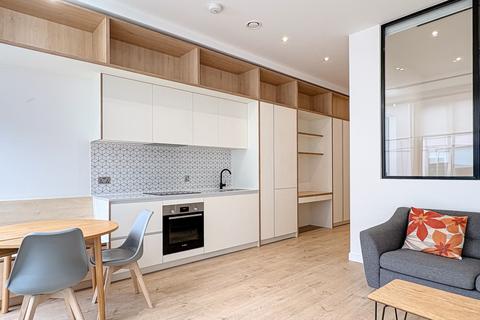 1 bedroom flat to rent, Great West Road