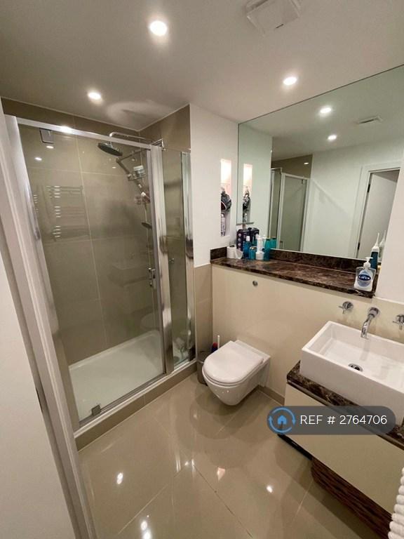En Suite Bathroom