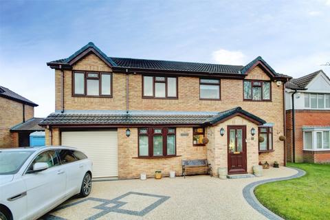 4 bedroom detached house for sale - Bellerby Drive, Ouston, Chester Le Street, DH2