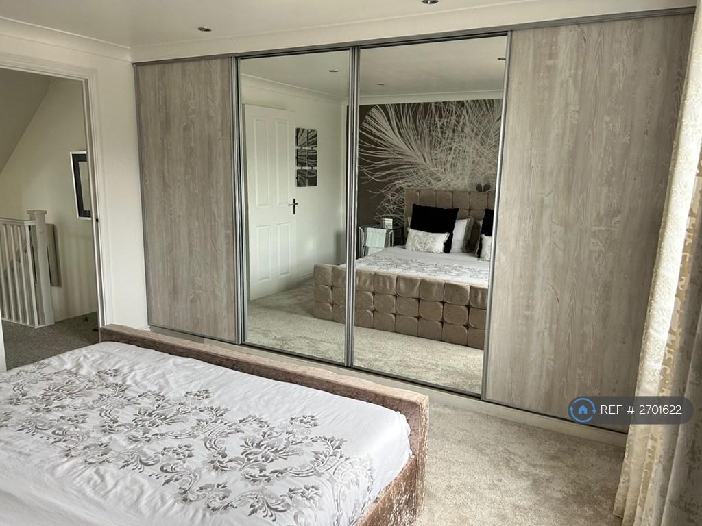 Double Bedroom Ff Pic-1