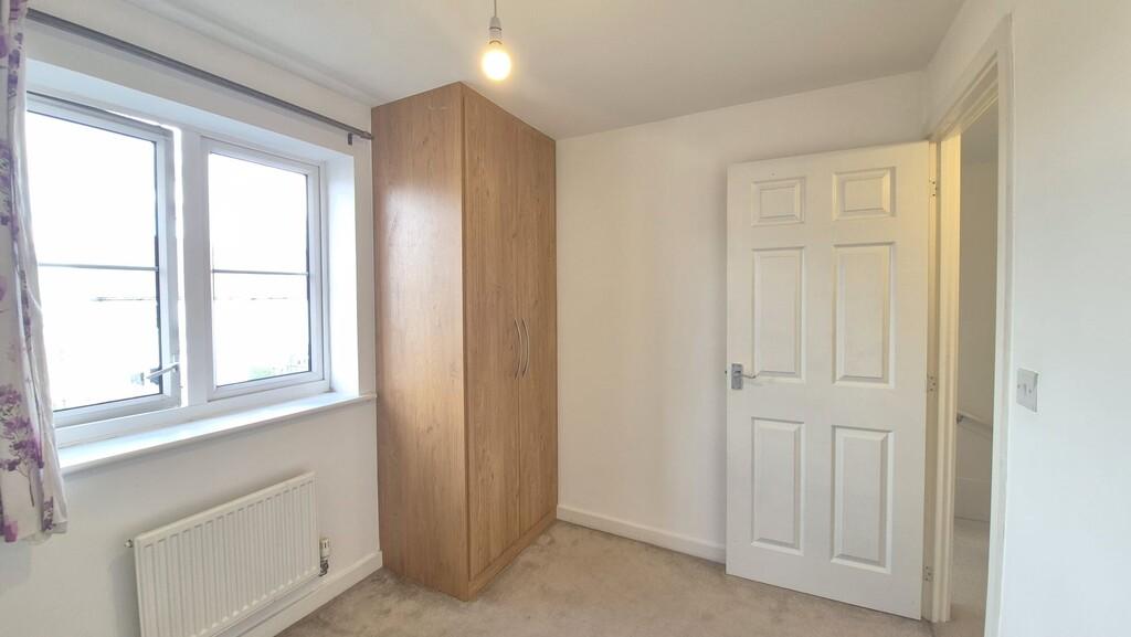 Bed room 2.jpg