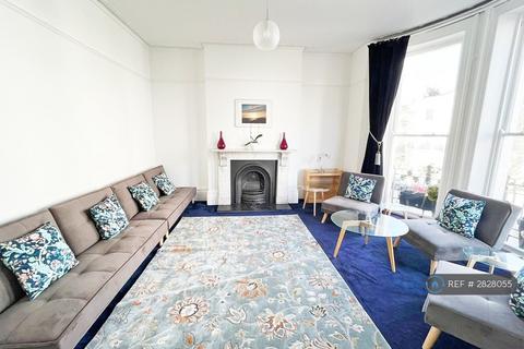 6 bedroom terraced house to rent, Lansdowne Place, Hove, BN3