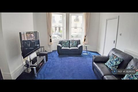 6 bedroom terraced house to rent, Lansdowne Place, Hove, BN3