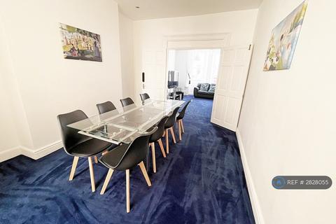 6 bedroom terraced house to rent, Lansdowne Place, Hove, BN3