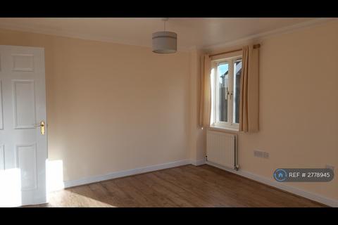 3 bedroom semi-detached house to rent, Marylebone Road, March, PE15