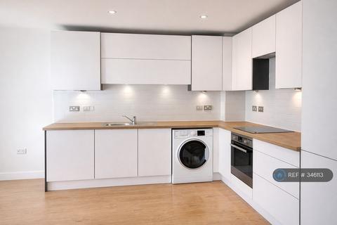 undefined, Molineaux Court, Hounslow, TW3