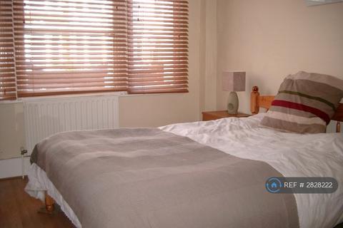 undefined, Ashbourne Road, Mitcham, CR4