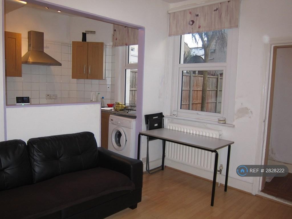 Lounge - Pic 2