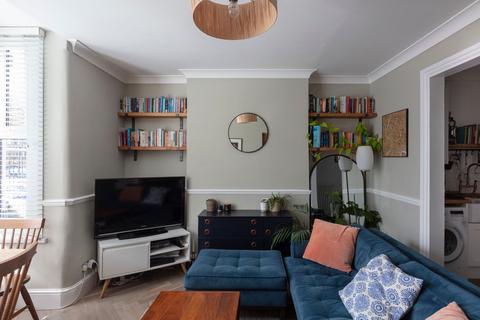 undefined, Pretoria Road, London E11