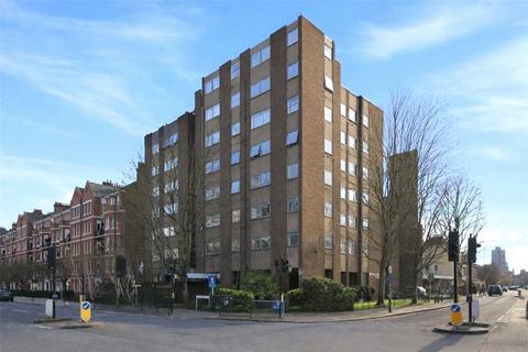 2 bedroom apartment to rent, ST. MARY LE PARK COURT, 54 PARKGATE ROAD, SW11