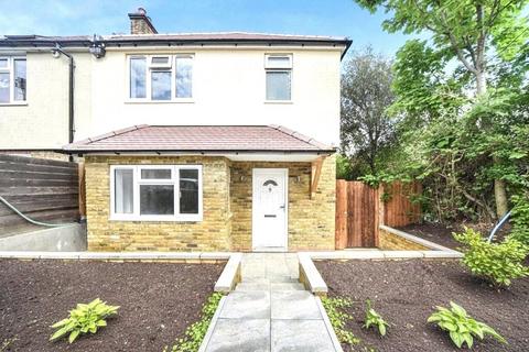 undefined, Highcombe, Charlton, London, SE7