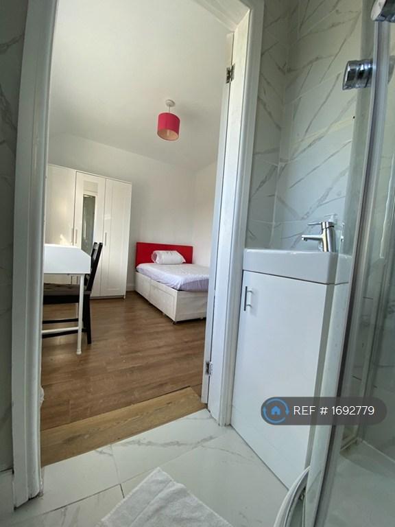 Room2