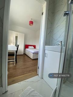 1 bedroom in a house share to rent, Wembley2, HA9