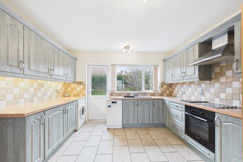 2 bedroom detached bungalow for sale, Carr Lane, Dronfield Woodhouse, Dronfield, Derbyshire, S18