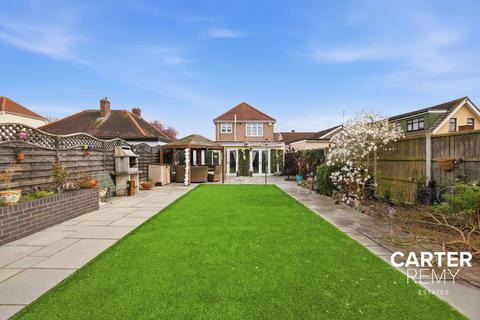 undefined, Elmer Gardens, Rainham, RM13