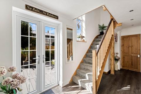 5 bedroom end of terrace house for sale, Beech Close, Folkestone, CT19