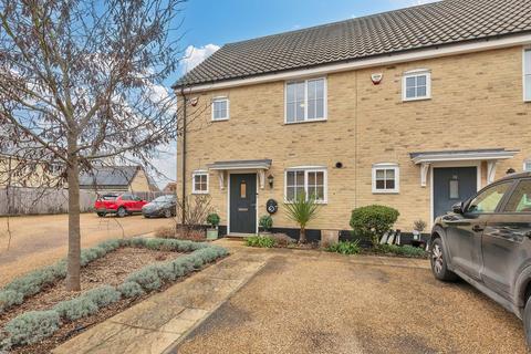 2 bedroom end of terrace house for sale, Ellis Gardens, Cambridge CB25