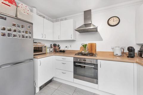 2 bedroom end of terrace house for sale, Ellis Gardens, Cambridge CB25