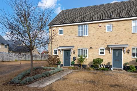 2 bedroom end of terrace house for sale, Ellis Gardens, Cambridge CB25