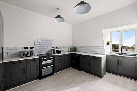 2 bedroom flat for sale, Augusta Gardens, Folkestone, CT20