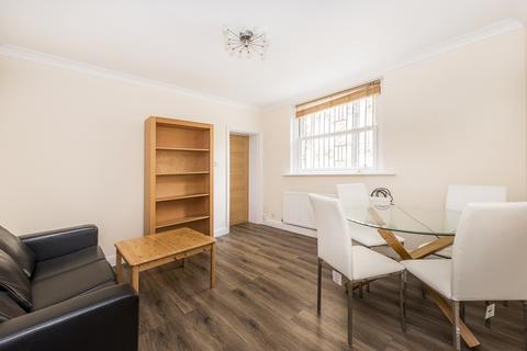 2 bedroom apartment to rent, Grove Crescent Kingston upon Thames KT1
