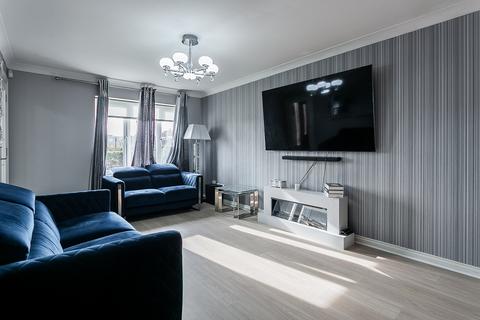 4 bedroom detached house for sale, Joseph Cumming Gardens, Broxburn, EH52